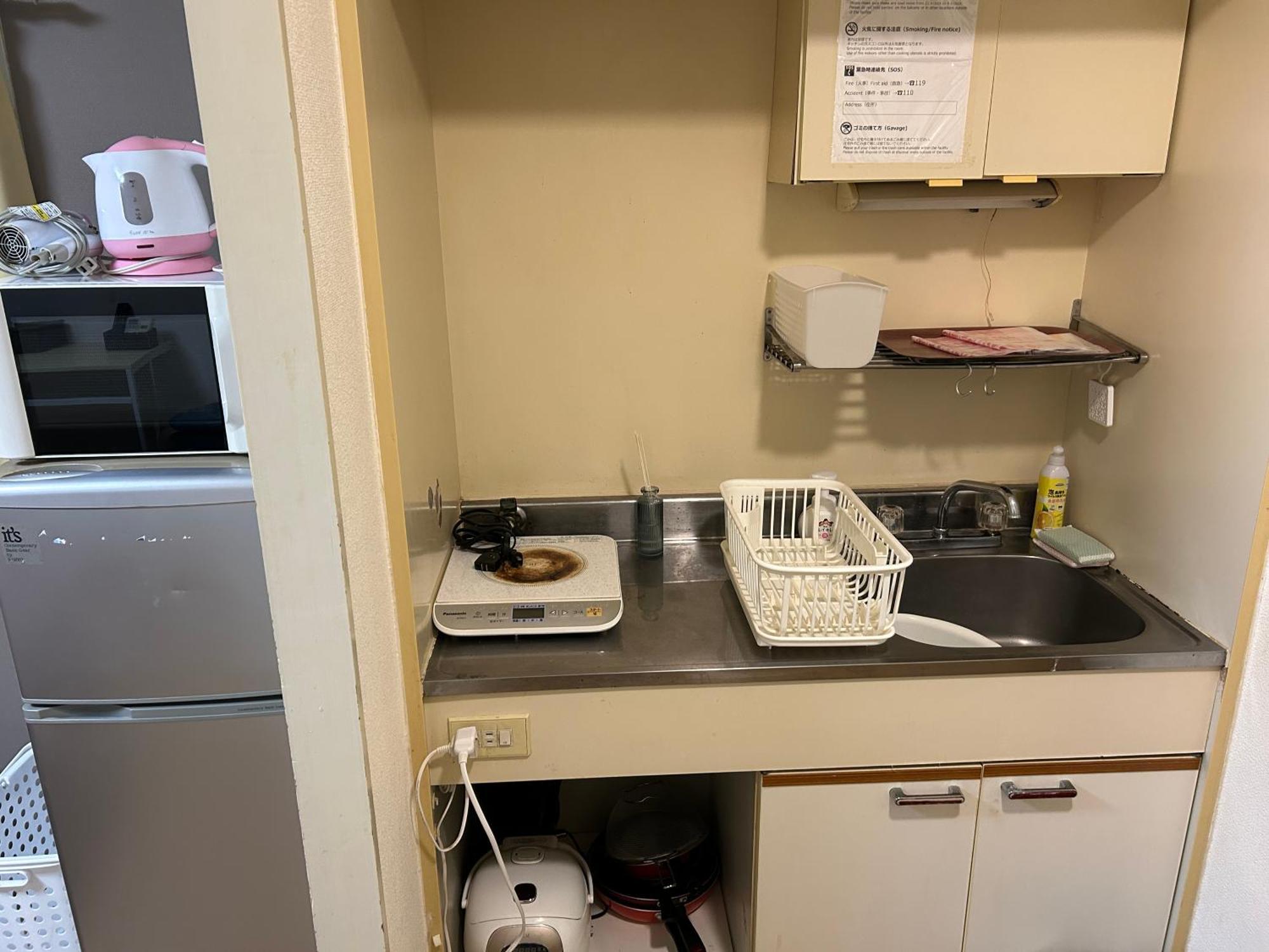 פוקואוקה Guest House Zwell Hakata Ohori Park מראה חיצוני תמונה